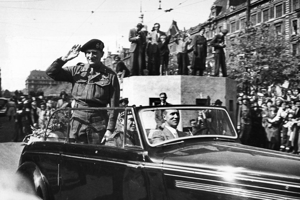 Feltmarskal Bernard Law Montgomery kom på besøg i København efter befrielsen. (Arkivfoto).