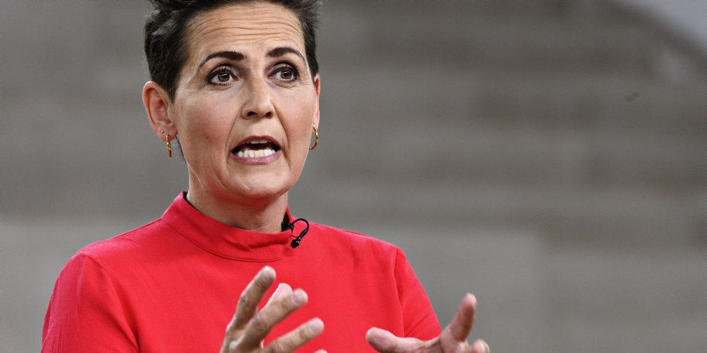 Pia Olsen Dyhr (SF) skal onsdag forhandle med statsministeren og de øvrige partiledere om en yderligere genåbning af samfundet. (Arkiv)