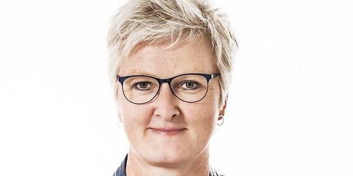 Forretningsfører i 3F's a-kasse, Eva Obdrup, frygter en ny fyringsbølge henover sommeren. I forvejen får a-kasserne travlt med at gennemføre cv-samtaler med nyledige inden midten af august.
