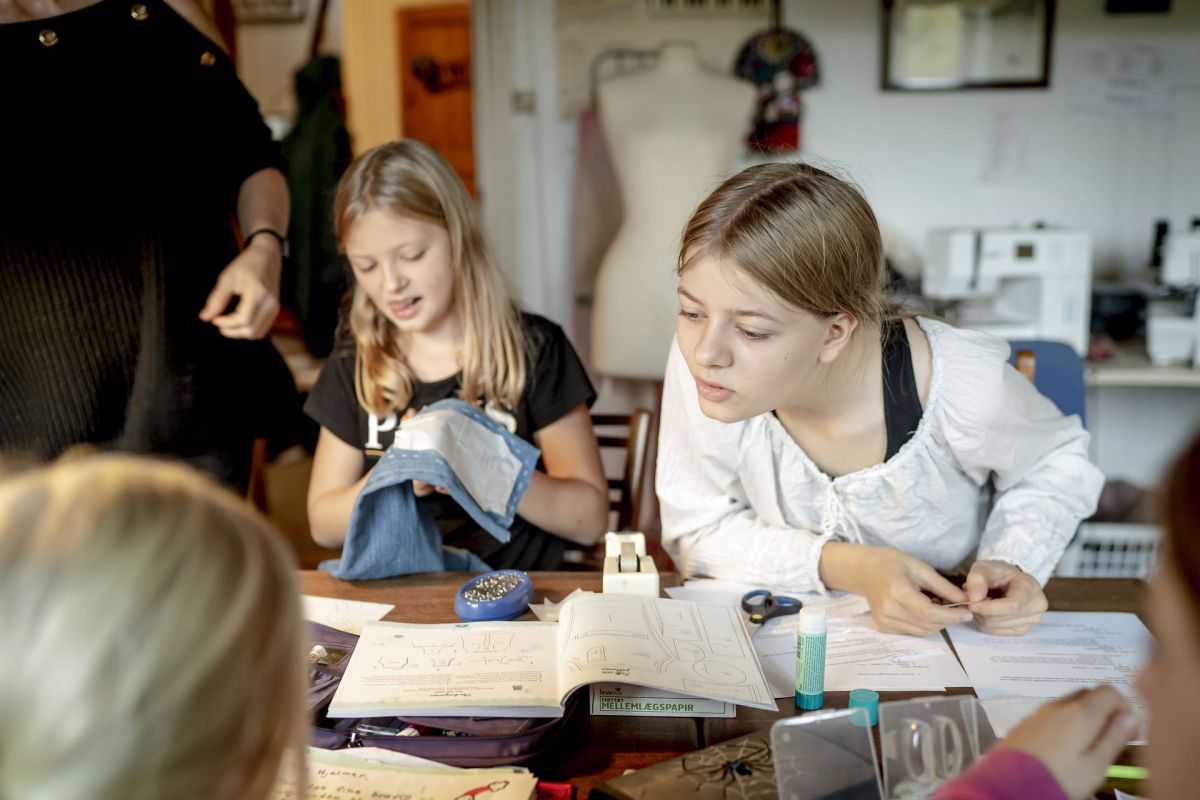 Hjemmeundervisning af børn der er hjemme pga. somatisk sårbare forældre eller deres eget helbred bekymre skoleleder Maike Raaghauge.