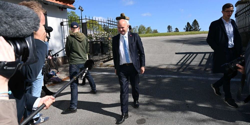 Regeringen og partilederne mødes til de afsluttende forhandlinger om genåbningens næste fase på Marienborg. Flere borgerlige partier ønsker en markant genåbning.