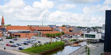 Kulturinstitutionerne i Holstebro Kommune har det hårdt under coronakrisen, derfor appellerer kommunen til at der bliver gjort mere for de selvejende institutioner.