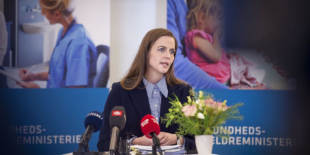 Det var Venstres sundhedsministerEllen Trane Nørby, som traf beslutningen om t fastfryse kommunernes KMF-betaling til budgettet.