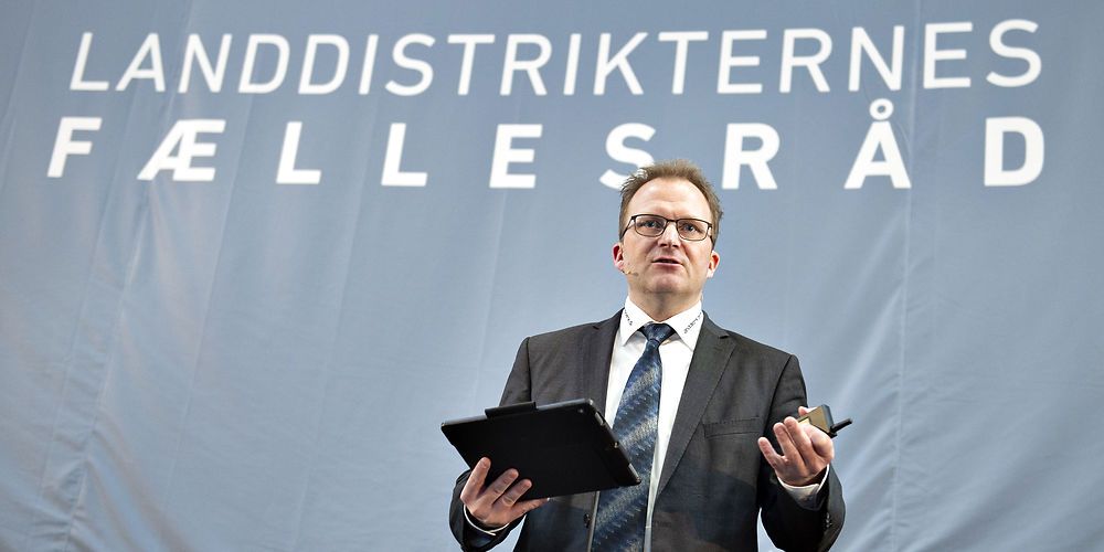 Formanden for Landdistrikternes Fællesråd Steffen damsgaard kalder det "yderst problematisk", at det alene er KL og Danske regioner, som har fået høringsbrev i anledning af lovbehandlingen af udligningsreformen.