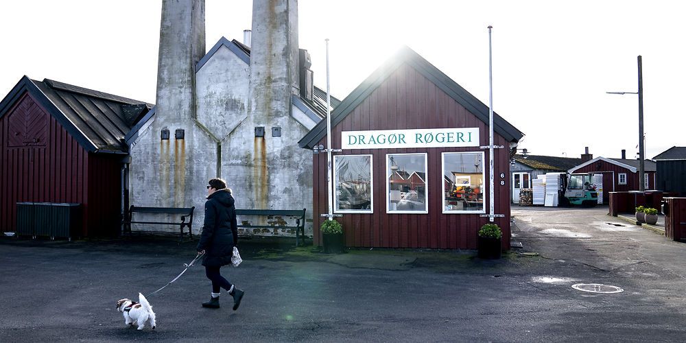 Økonomien i Dragør Kommune er hårdt presset med en likviditet per indbygger på blot 1.078 kroner. Med et større tab på kompensationsordninger allerede fra næste år, må kommunen derfor lægges sig voldsomt  i selen, hvis den skal komme helskindet igennem coronakrisen.