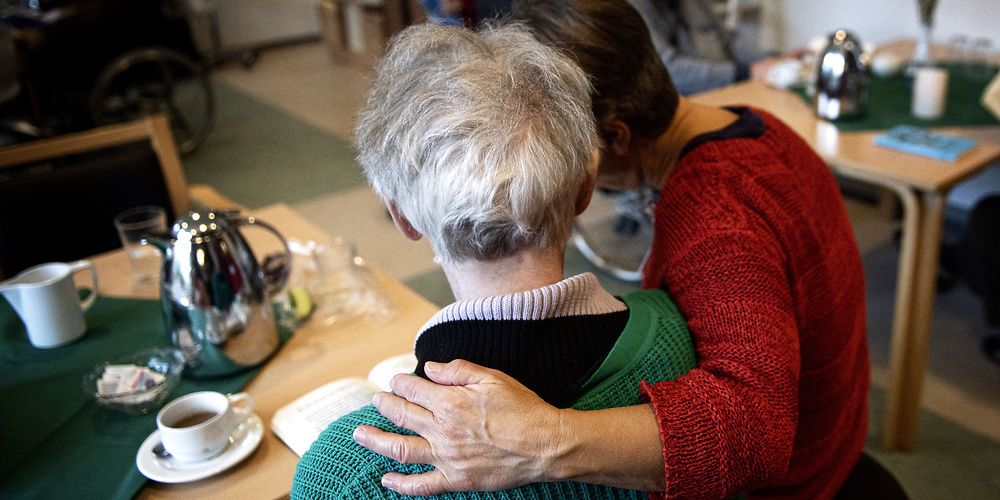 Med et stigende antal børn og ældre stiger også kommunernes udgifter til området. En analyse fra NB-Økonomi viser dog, at der kun er en meget svag sammenhæng mellem udviklingen i kommunernes udgifter til børn og ældre og kommunernes samlede serviceudgifter.