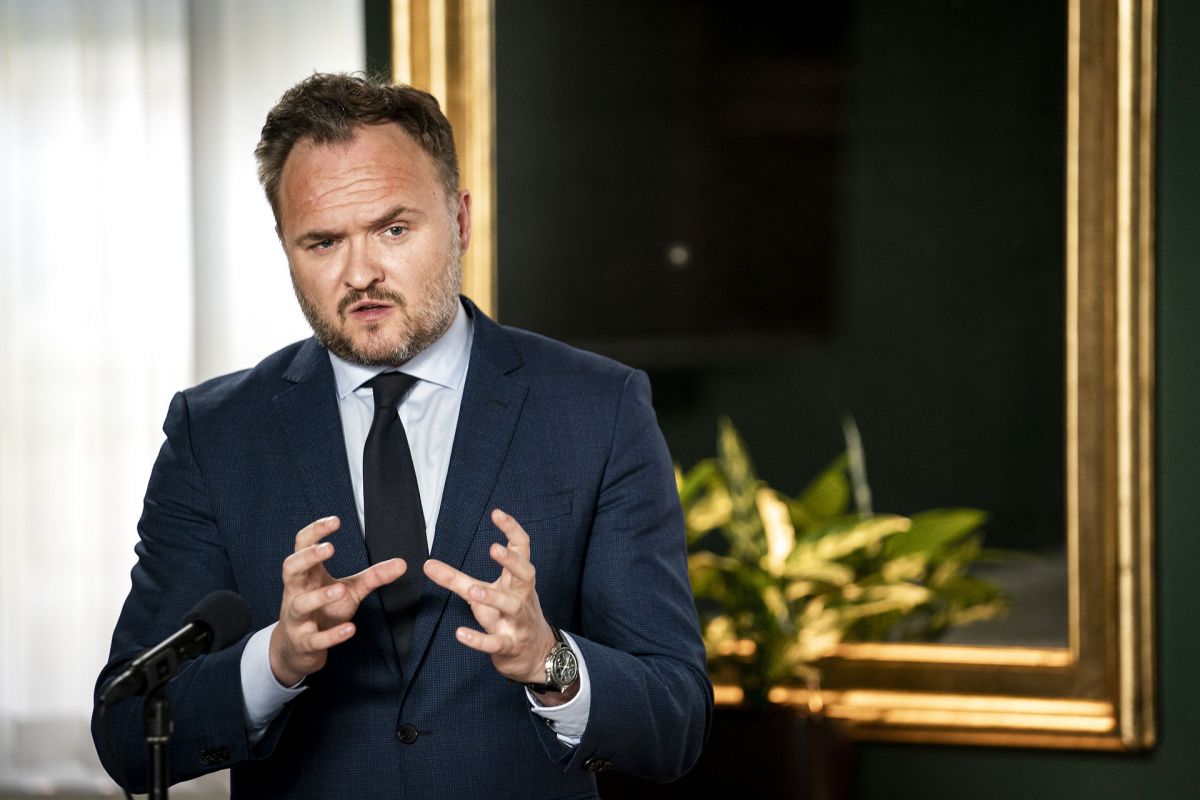 Klimaminister Dan Jørgensen (S) vil have KL til at lave en liste over forbrændingsværker, som bør lukkes.