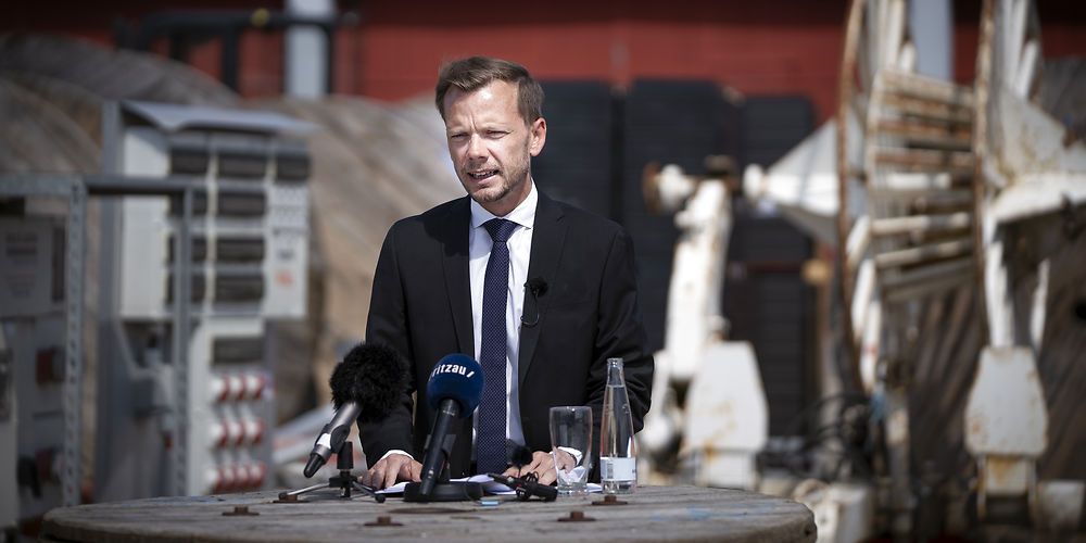 Beskæftigelsesminister Peter Hummelgaard (S) præsenterede i dag en opkvalificeringsreform, der opfylder mange af fagbevægelsens krav til uddannelse.