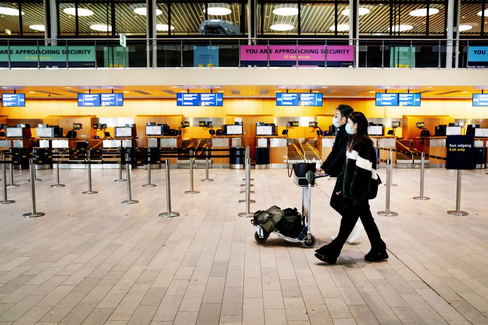 Rejsebranchen mener, at Folketingets hjælp til den nødlidende branche kommer med en høj pris. De er trætte af, at selskaberne fra 2022 skal hæfte for hinandens lån. (Arkivfoto)