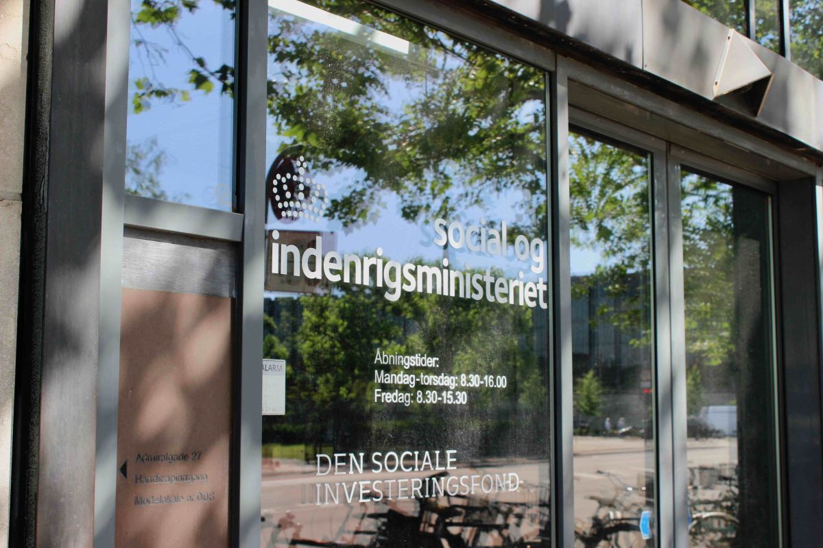 Det er alene social- og indenrigsministeriet der afgør, hvor meget kommunerne må hæve skatten, og hvor meget andre tilsvarende kan få i tilskud til skattelettelser. Derfor vil mange borgmestres øjne være rettet tæt mod ministeriet for at få overblik over indtægtssiden i kommunalbudgettet for 2021.