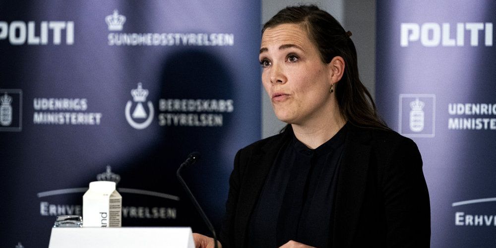 Social- og indenrigsminister Astrid Krag (S) er glad for, at hverdagen så småt vender tilbage på de sociale tilbud. 'Vi skal både beskytte sårbare mennesker mod coronasmitte og mod ensomhed, der har ramt mange hårdt.' (Arkivfoto)