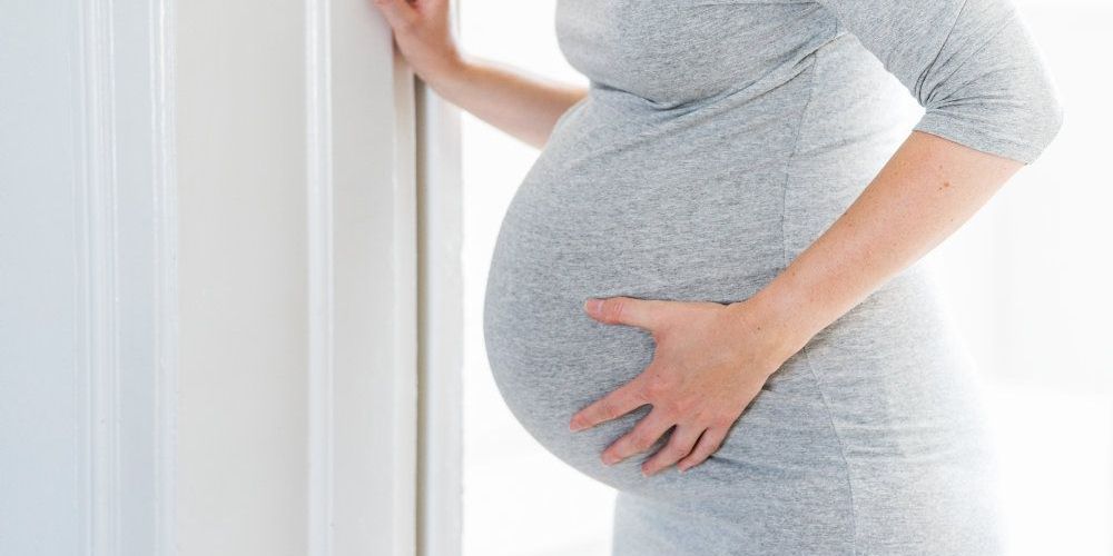 Mange gange gav en fødeklinik fejlagtige oplysninger om et fosters såkaldte gestationsalder, da der skete omvisitering fra klinik til sygehus. På den og andre måder blev Region Sjælland svindlet for 295.500 kroner. (Arkiv)