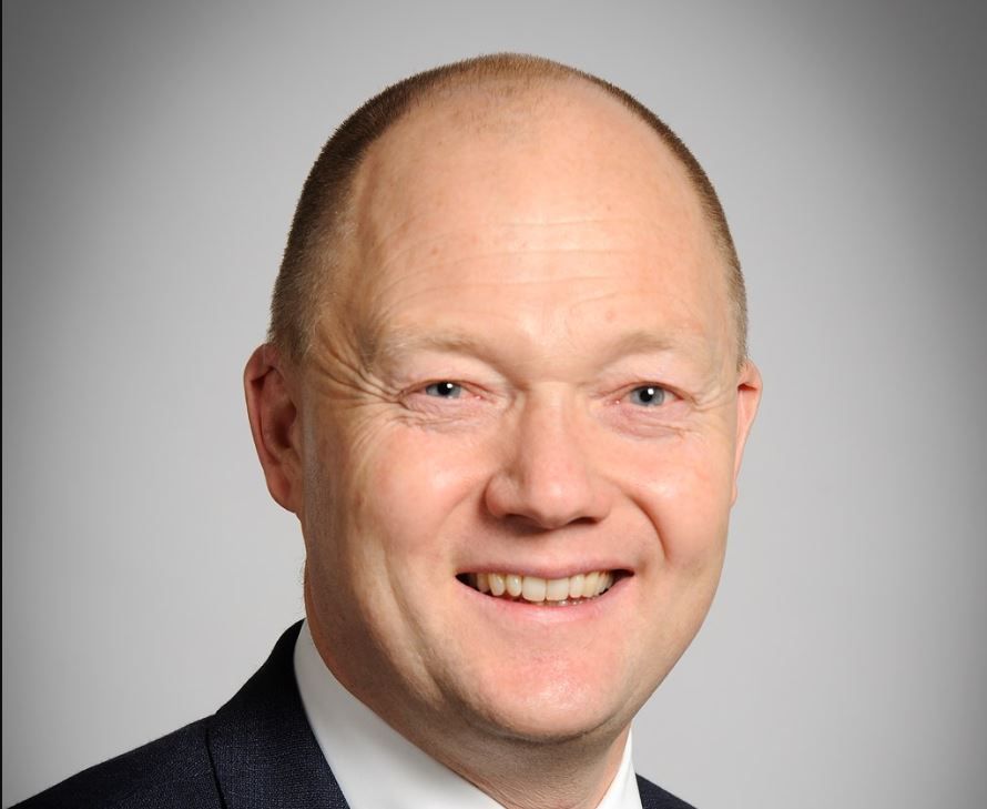 "De enkelte udvalg håndterer selv de enkelte budgetter. Det styringsprincip agter jeg at holde fast i,” siger Vejles borgmester Jens Ejner Christensen (V) bl.a. som svar på medarbejdernes opråb.