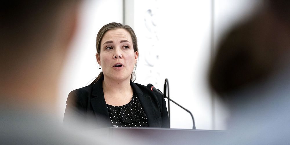 Social- og indenrigsminister Astrid Krag trak torsdag for første gang nogensinde en hel tilskuds- og udligningsmeddelese tilbage på grund af alvorlige fejl i tallene.