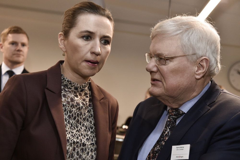 Ældre Sagen får i disse dage mange henvendelser fra pårørende, som fortæller om, hvordan beboere på plejehjem bliver udsat for omsorgssvigt. Ældre Sagens administrerende direktør, Bjarne Hastrup, vil gå videre med henvendelserne til statsminister Mette Frederiksen (S). Arkivfoto.