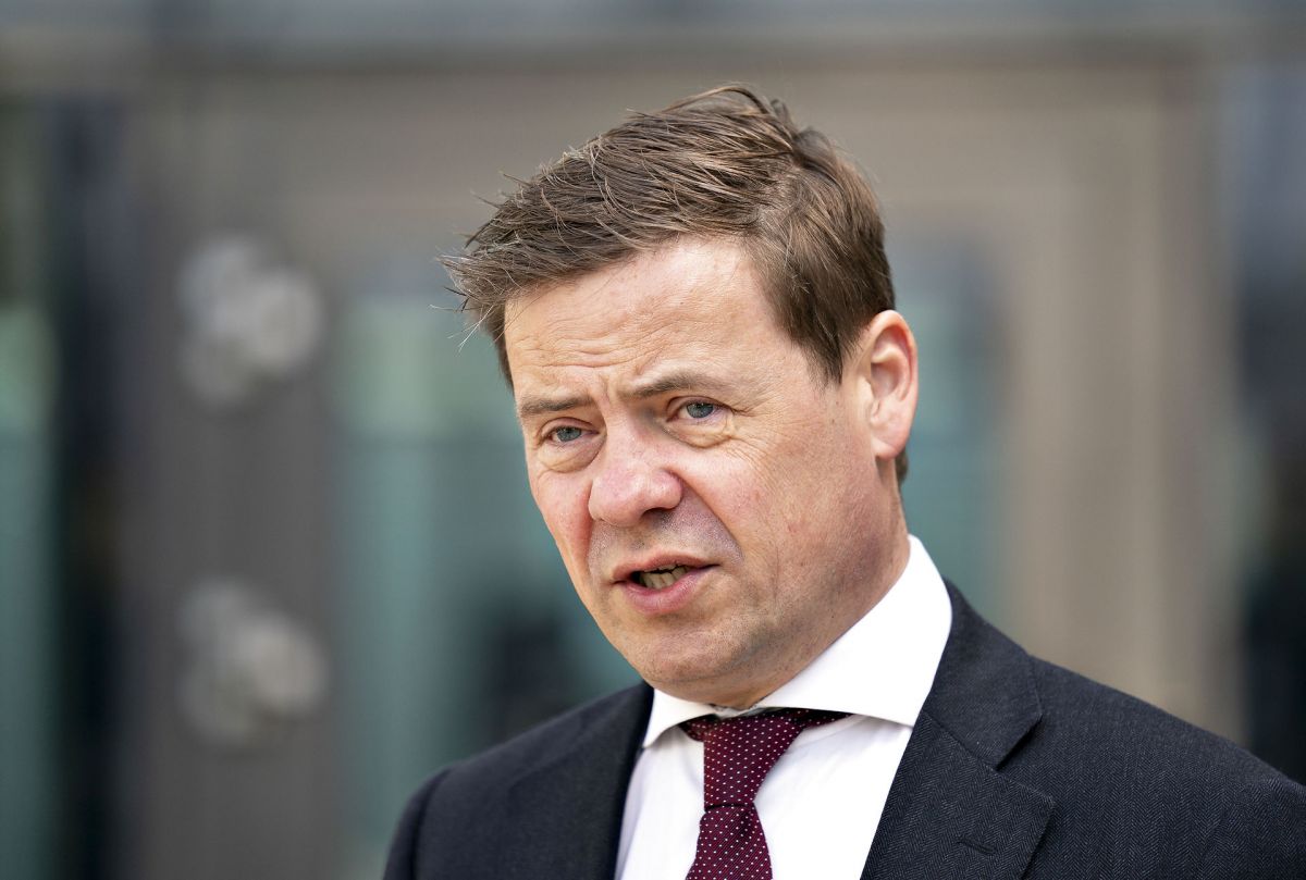 "Et usagligt grundlag. Betydelige meromkostninger for samfundet. Forringet service for de nedslidte borgere." Så hård er Thomas Kastrup-Larsens dom over regeringens plan om at flytte administrationen af seniorpensionen fra kommunerne til ATP.