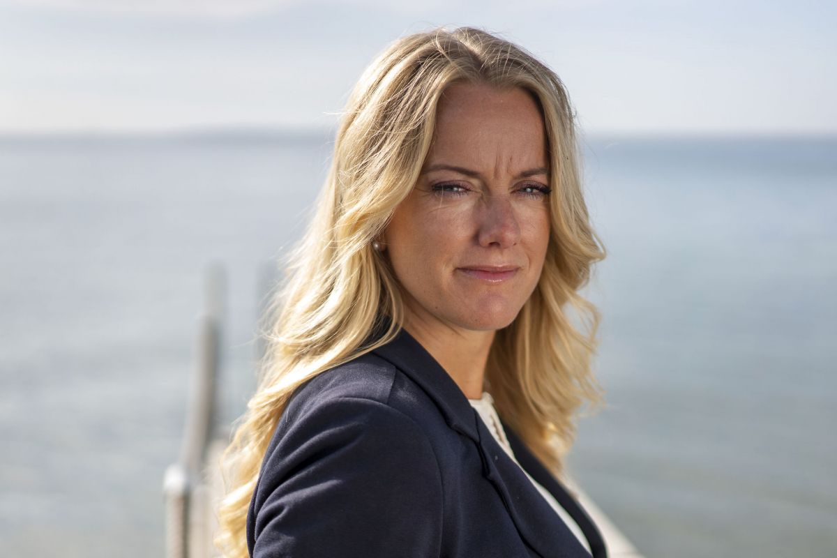Lokalpolitikere fra Dansk Folkeparti kommer og banker på Nye Borgerliges dør. Mange DF'ere finder ifølge Ny Borgerliges formand, Pernille Vermund, DF alt for "rød og blød".