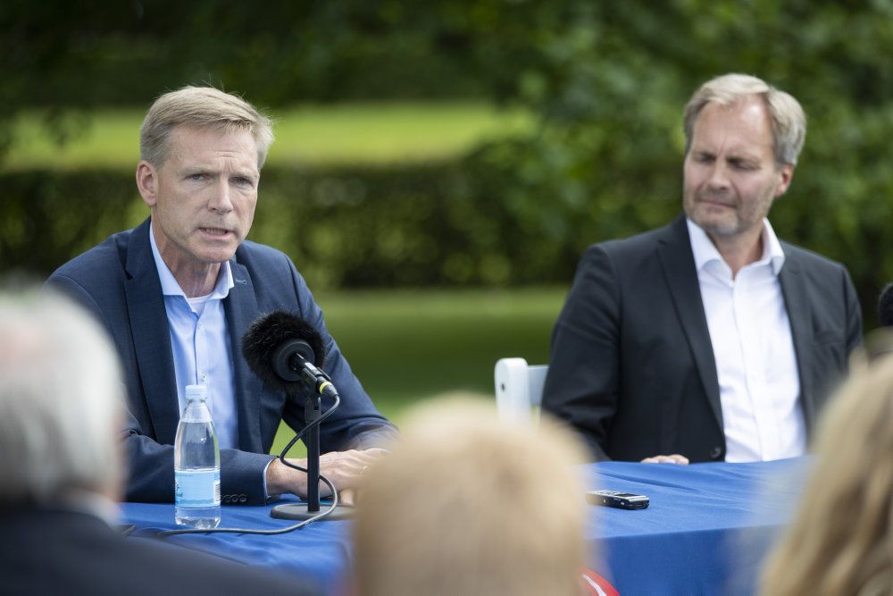 DF's formand, Kristian Thulesen Dahl, ville til dagens pressemøde ikke udpege en kronprins for partiet. Til gengæld  havde Pia Kjærsgaard tidligere på dagen været ude at sige, at hun ønsker Morten Messerschmidt i netop denne rolle (Foto: Frank Cilius/Ritzau Scanpix)