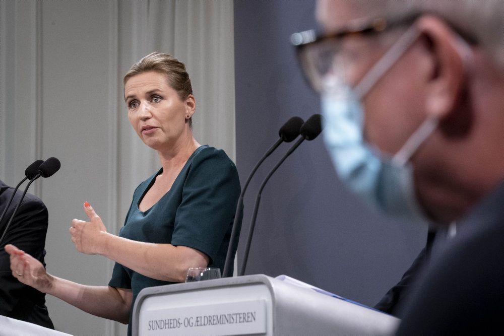 Statsminister Mette Frederiksen (S) holder pressemøde om covid-19 i Statsministeriet i København.
