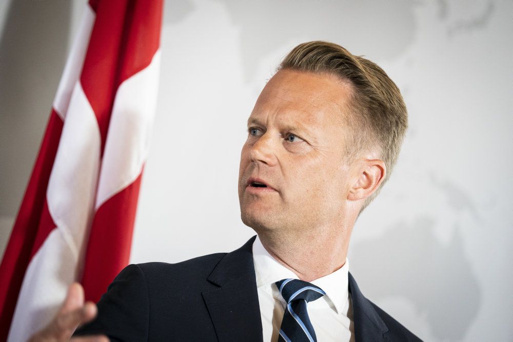 Det er en mulighed at lave regionale rejsevejledninger, hvis de danske myndigheder kan skaffe bedre data om coronasituationen på lokalt niveau i EU/Schengen-landene, siger udenrigsminister Jeppe Kofod (S).