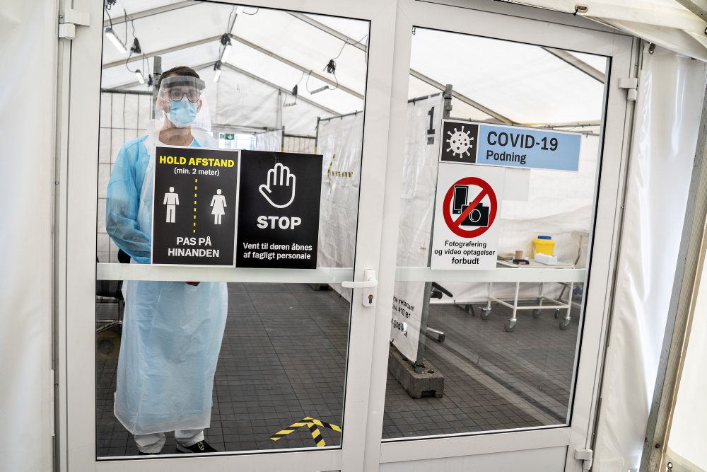 Det seneste døgn er 27.597 testet for coronavirus. (Arkiv)