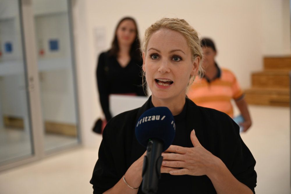 Pernille Skipper fra Enhedslisten ankommer til sættemøde om regeringens pensionsudspil i Beskæftigelsesministeriet i København, fredag den 21. august 2020.