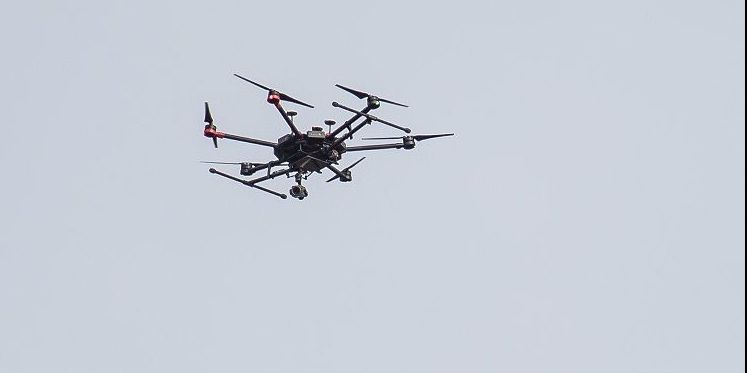 Droner skal som forsøg fragte medicin og blodprøver fra efteråret mellem OUH og Ærø. (Arkiv)