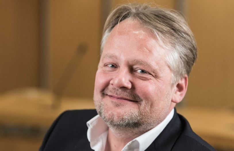 Formand for Senior- og Handicapudvalget i Fredericia Kommune, Lars Ejby Pedersen (S), forvents på mandag 24. august at godkende sammen med udvalget, at et omstridt udbud går om.