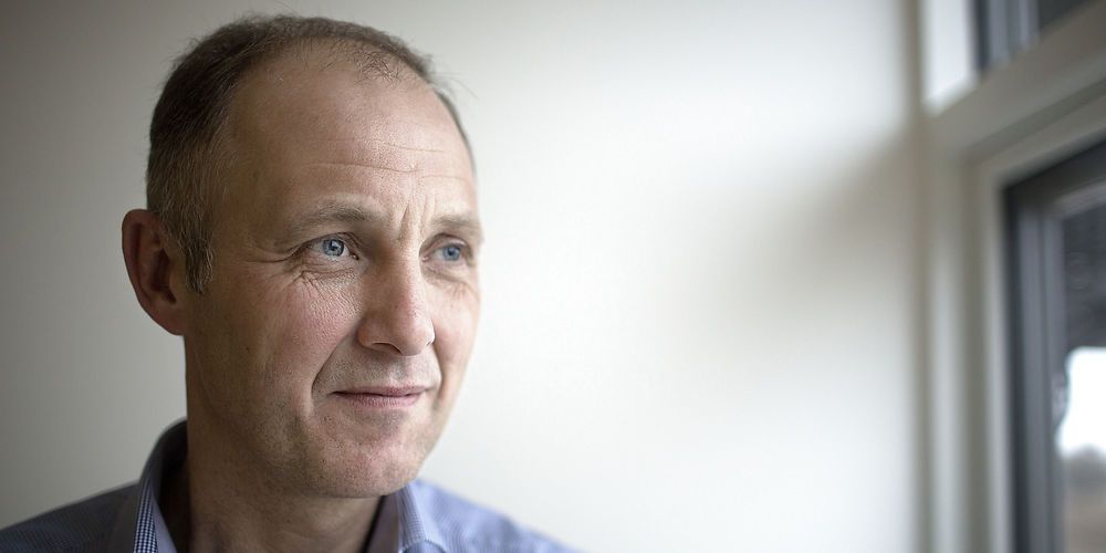 Kalundborg Kommune vil kun nedsætte skatten med det beløb, som man kan få støtte fra staten til, siger borgmester Martin Damm (V).