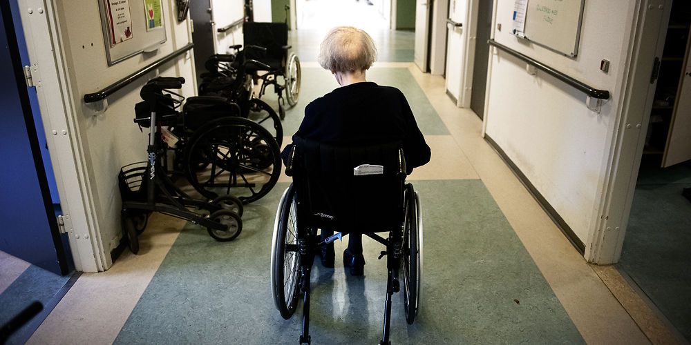 Der er stor forskel på, hvor mange ekstra bevillinger, som en ælde over 80 år udløser i de enkelte kommuner. Alligevel er det næsten fire ud af ti byråd, som ikke diskuterer spørgsmålet.