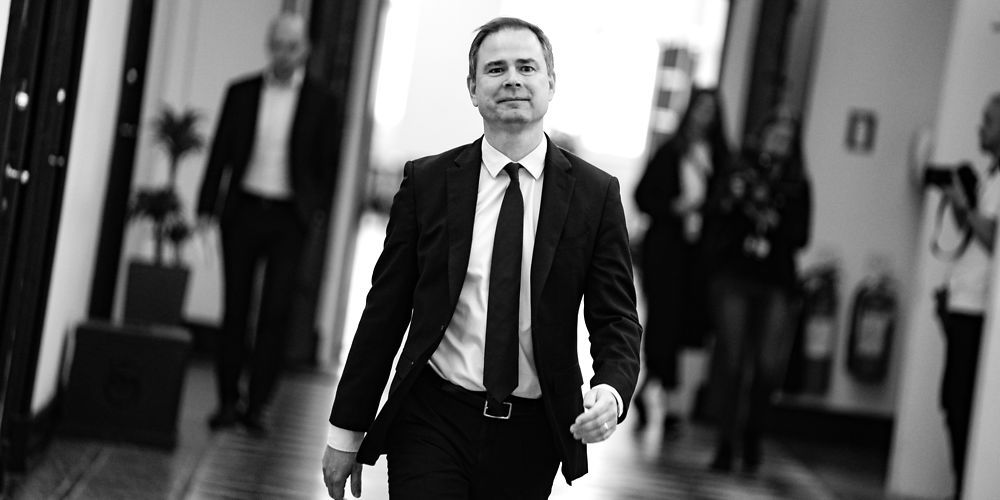 Finansminister Nicolaj Wammen (S) holder fast i metode for beregning af sund aldring, som reducerer det demografiske træk med cirka 10 procent fra 0,55 procentpoint til 0,50 procentpoint.