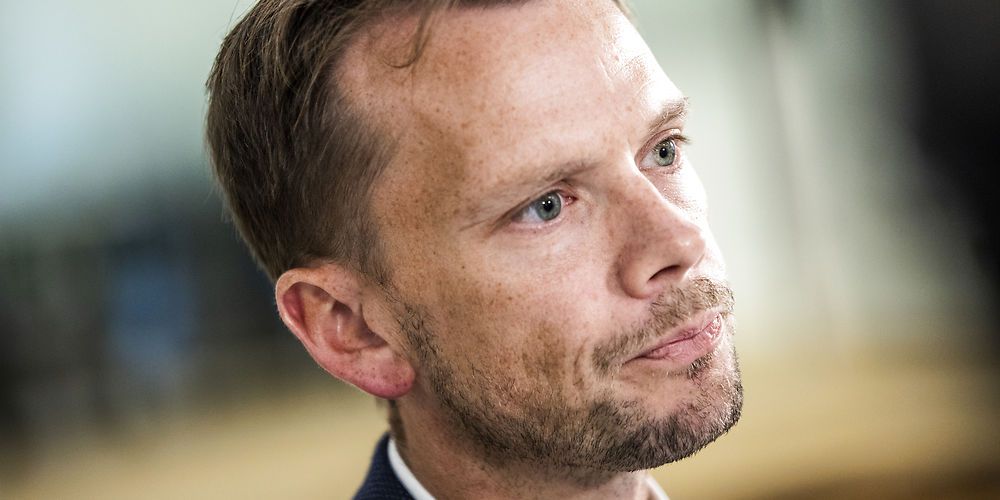 Ledige på ressourceforløb skal have garanti for en indsats inden for et halvt år, foreslår beskæftigelsesminister Peter Hummelgaard (S).