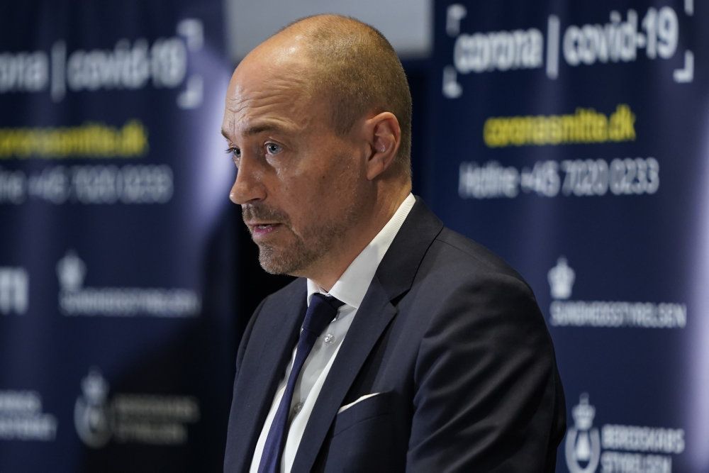 Sundhedsminister Magnus Heunicke (S) har tirsdag på et pressemøde oplyst om de seneste smittetal.