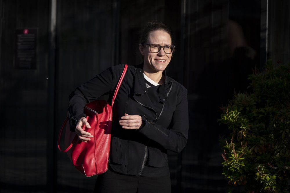 Tidligere departementschef i Justitsministeriet Barbara Bertelsen ankommer til Retten på Frederiksberg, hvor Instrukskommissionen fortsætter afhøringer.