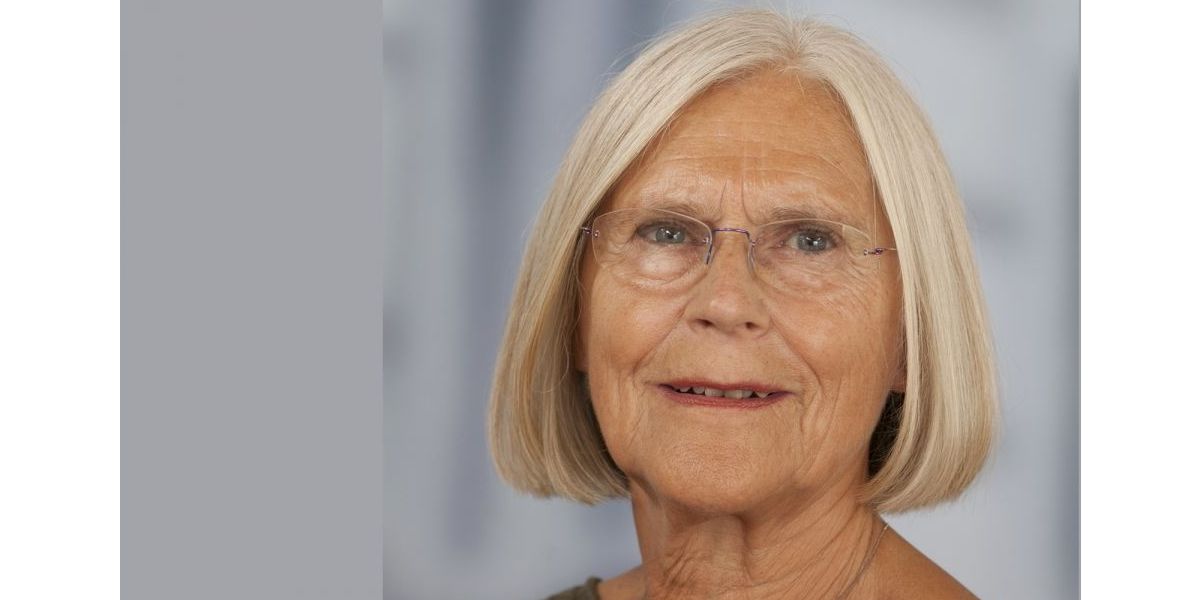 Birgit Roswall (V), formand for Udvalget for for ældre, social og sundhed, er irriteret over, at forvaltningen nu skal bruge tid på at tilbagebetale en fejlagtig opkrævet moms til ældre på plejehjem.