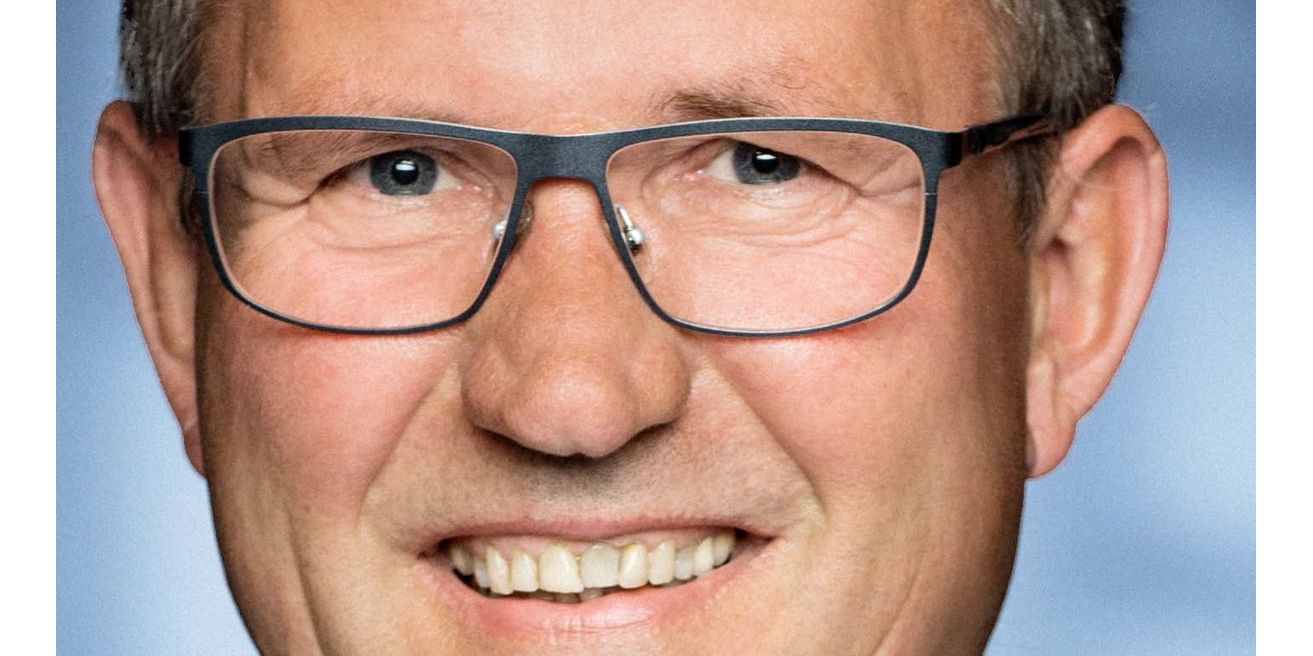 Borgmester Hans Østergaard (V) i Ringkøbing-Skjern Kommune er skuffet over, at regeringen sløjfer bredbåndspuljen. (Arkiv)