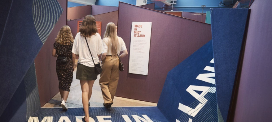 Museum Midtjylland er et af de mange museer, som er med i det landsdækkende initiativ og de lokale unge har gratis adgang til Frilandsmuseet Herning, Klosterlund Museum og Vester Palsgaard Skovmuseum.
