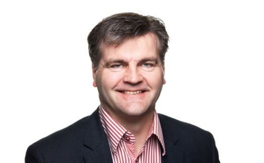 Budgetforliget - underskrevet af alle 27 i byrådet - skal sættes i glas og ramme. Det mener Fredensborgs borgemester Thomas Lykke Pedersen (S), som er ovenud glad