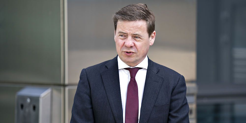 (Arkiv) KL vil gerne spare 1,1 milliarder kroner på beskæftigelsesindsatsen, hvis kommunerne kan være med til at bestemme, hvor pengene skal spares. Læs kommentarer fra Thomas Kastrup-Larsen, formand for KL's arbejdsmarkedsudvalg.