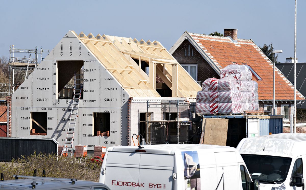 Det strømmer ind med byggesager i kommunerne. I Hørsholm er der sket en fordobling i antallet af byggesager.
