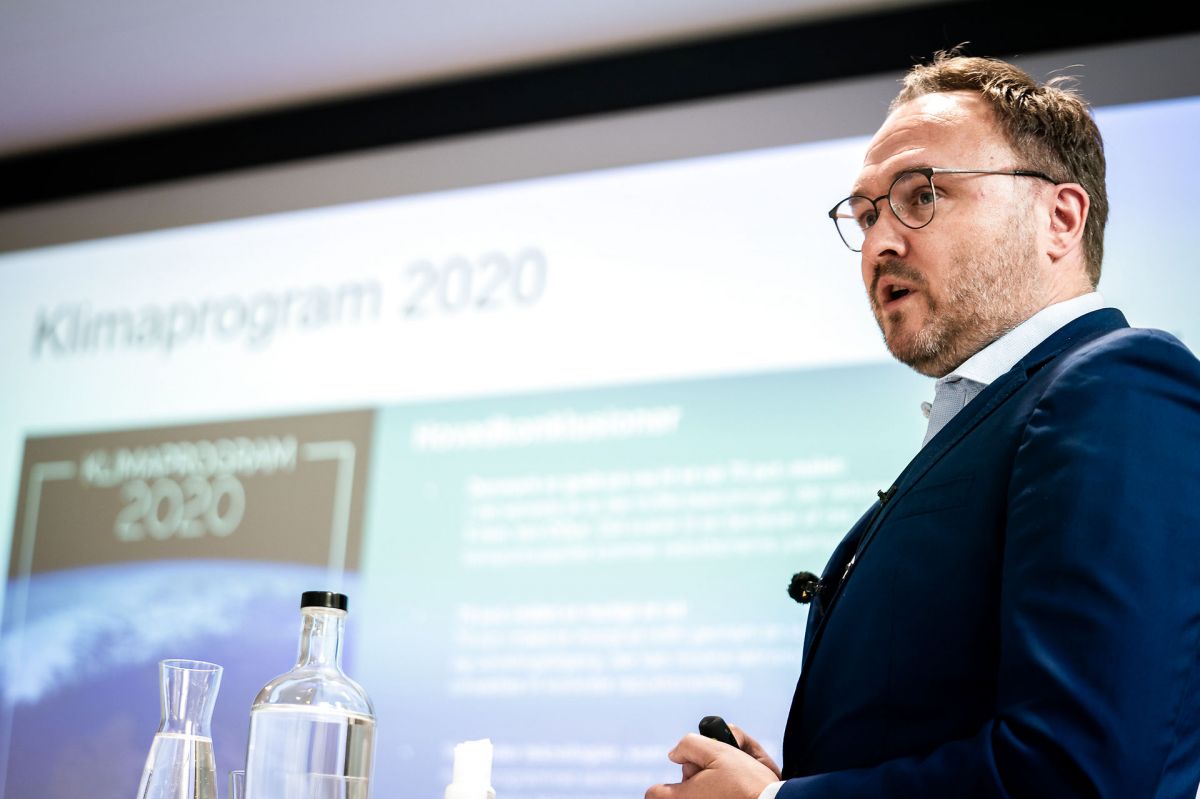 Klimaminister Dan Jørgensen (S) får nu gennemført, at alle lovforslag skal vurderes i forhold til klimabelastning.