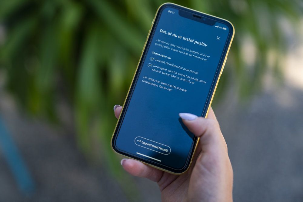 Myndighedernes smittesporingsapp er blevet downloadet over 1,5 millioner gange. Men den er plaget af fejl, som betyder, at den ikke fungerer optimalt, skriver DR. (Arkivfoto)
