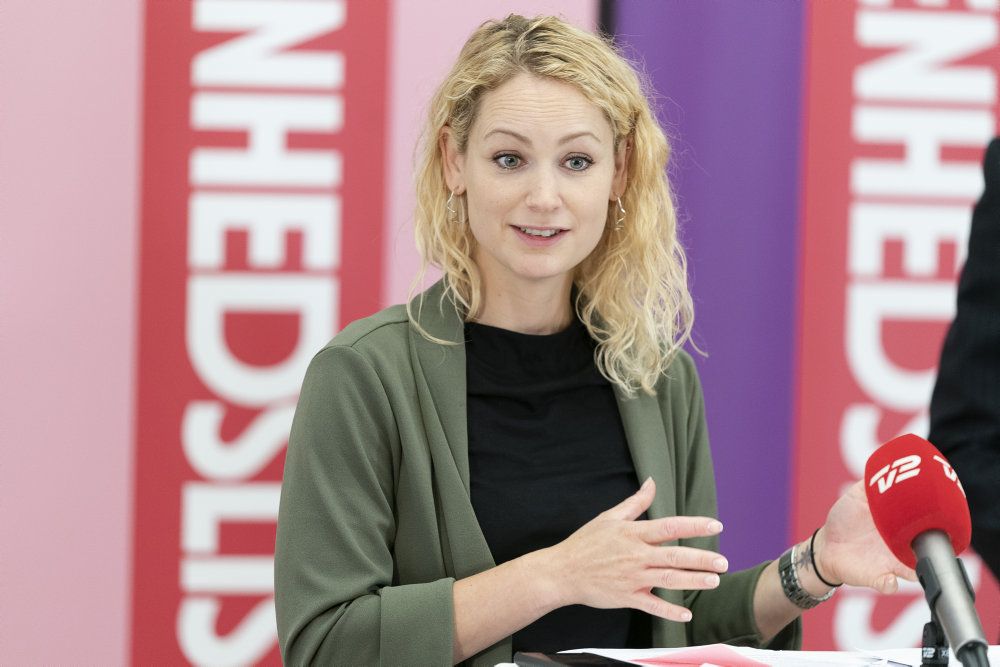 Et forslag om at forlænge Enhedslistens roationsordning kommer ikke til afstemning på partiets årsmøde. Dermed har politisk ordfører Pernille Skipper for nuværende ikke mulighed for at stille op igen til Folketinget for partiet.