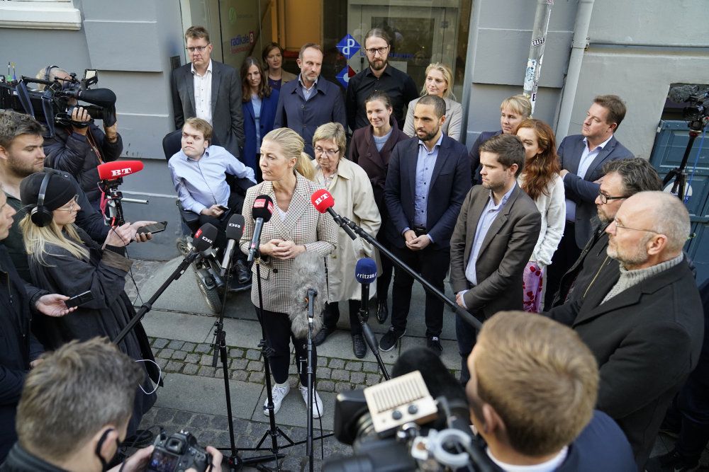 Presseopbuddet var stort efter De Radikales krisemøde søndag.