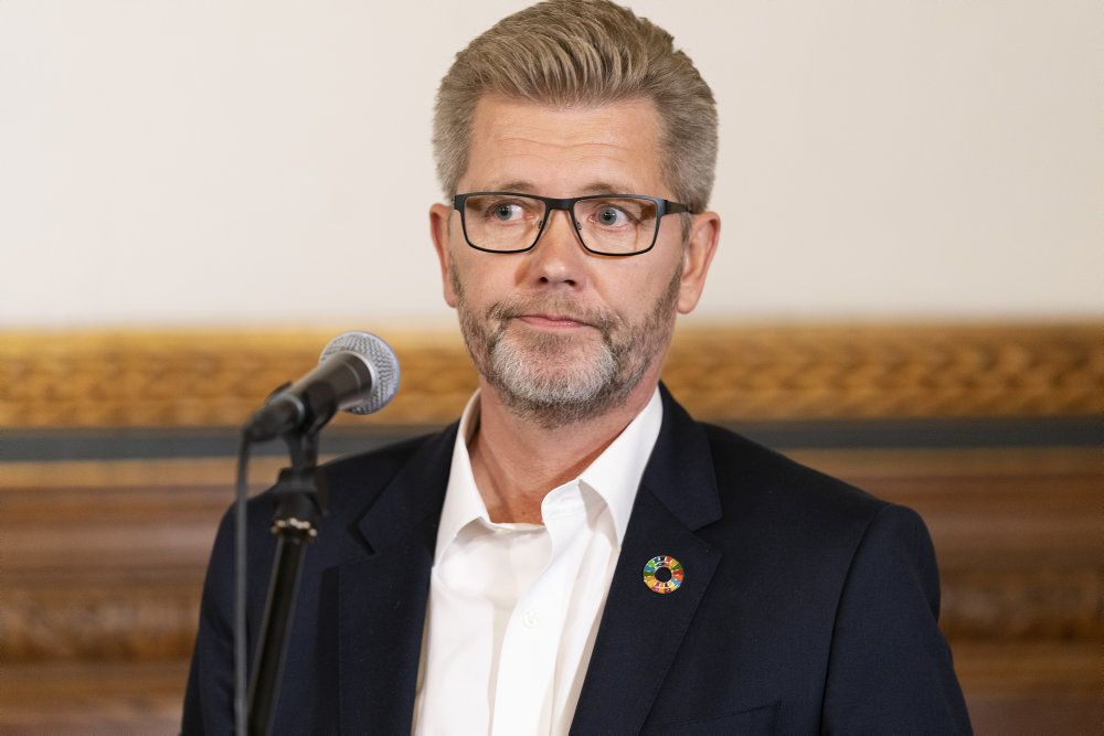 Socialdemokratiet i København holder krisemøde søndag om overborgmester Frank Jensens (S), hvor der var opbakning fra 69 procent af mødedeltagerne.