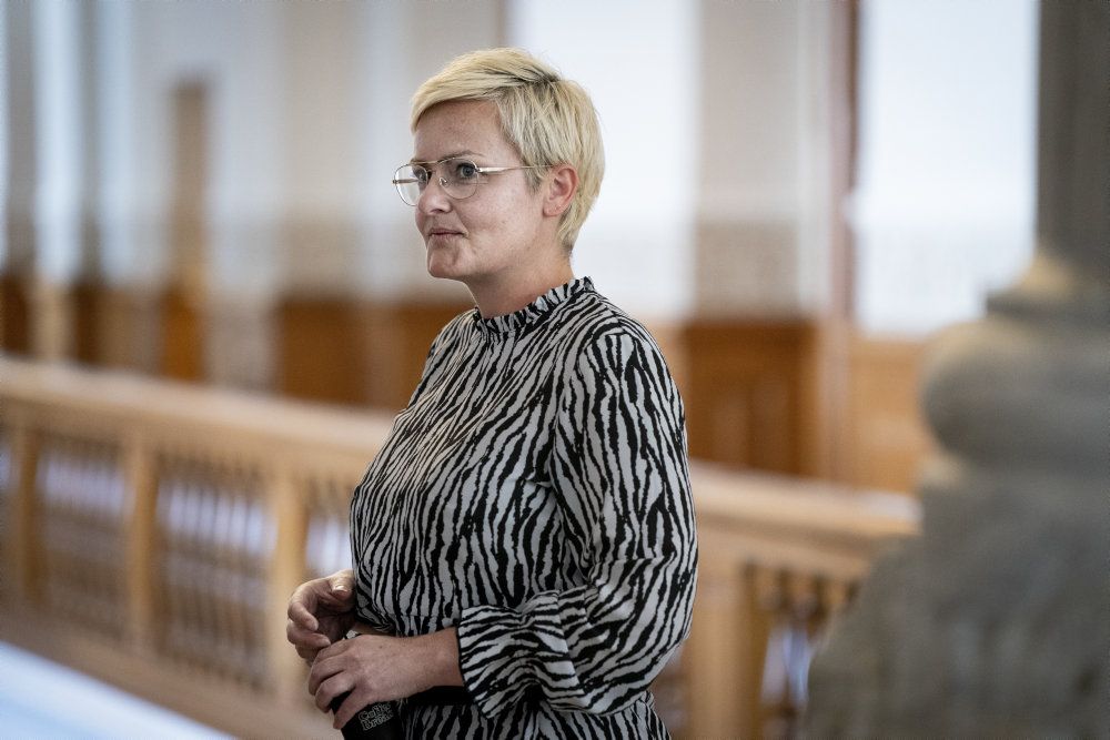 Børne- og undervisningsminister Pernille Rosenkrantz-Theil (S) mener, at det vil være et nybrud på traditionen om, at lærerne selv vælger deres undervisningsmateriale, hvis Muhammedtegningerne gøres obligatoriske i undervisningen (Arkivfoto).