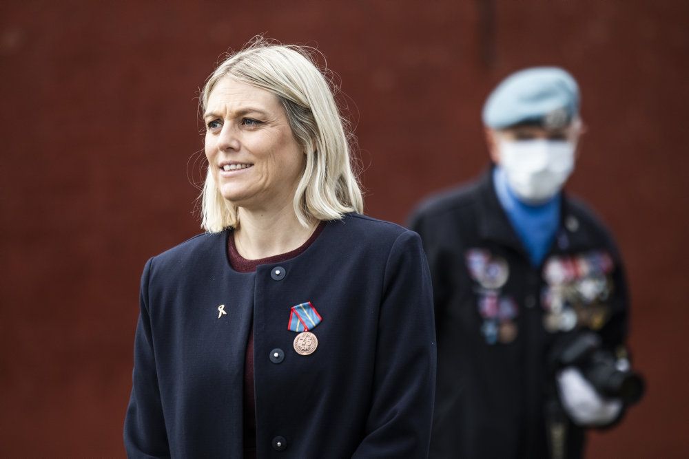 Forsvarsminister Trine Bramsen (S) afviser ny kritik fra Nato som "ren politik og intet andet". Hun mener, at det blot er et forsøg på at få Danmark til at putte endnu flere penge i Forsvaret. (Arkivfoto).