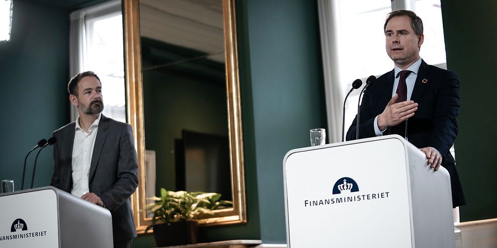 Finansminister Nicolai Wammen (S), forklarede på et pressemøde torsdag, at statslige arbejdspladser fremover skal have to kødfrie dage om ugen. Kommunerne, som på pressemødet var repræsenteret af KL-formand, Jacob Bundsgaard (S), opfordres til det samme, men der medfølger ikke samme krav.
