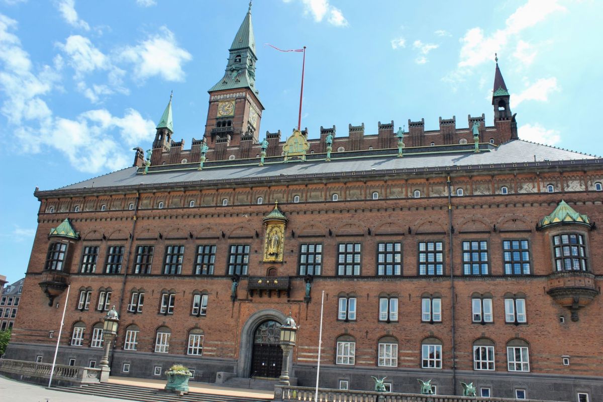 Hvem skal stå i spidsen for Socialdemokratiet på Københavns Rådhus - og måske også hovedstaden- efter Frank Jensen?