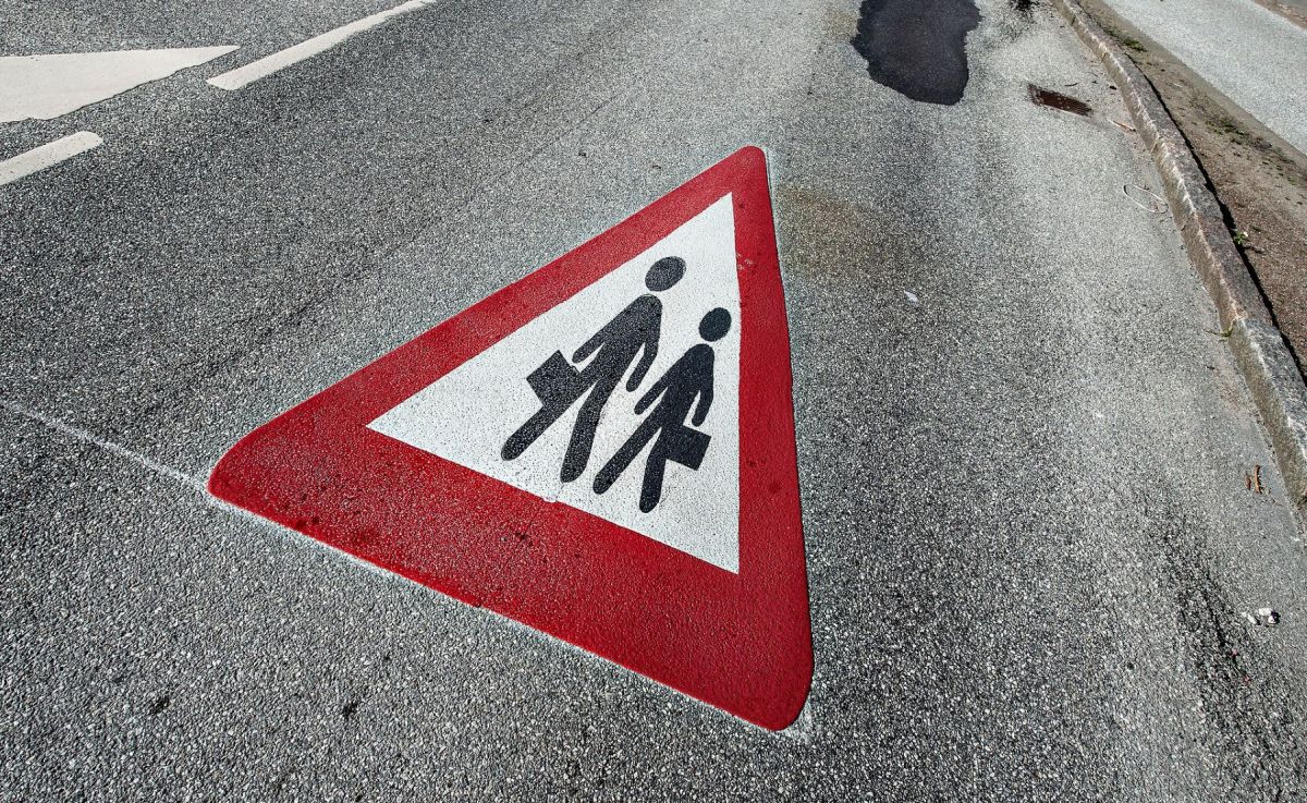Et spændende forsøg i Aarhus Kommune kan måske give svar på, hvordan man alt for meget pjæk og sygefravær i folkeskolen til livs.